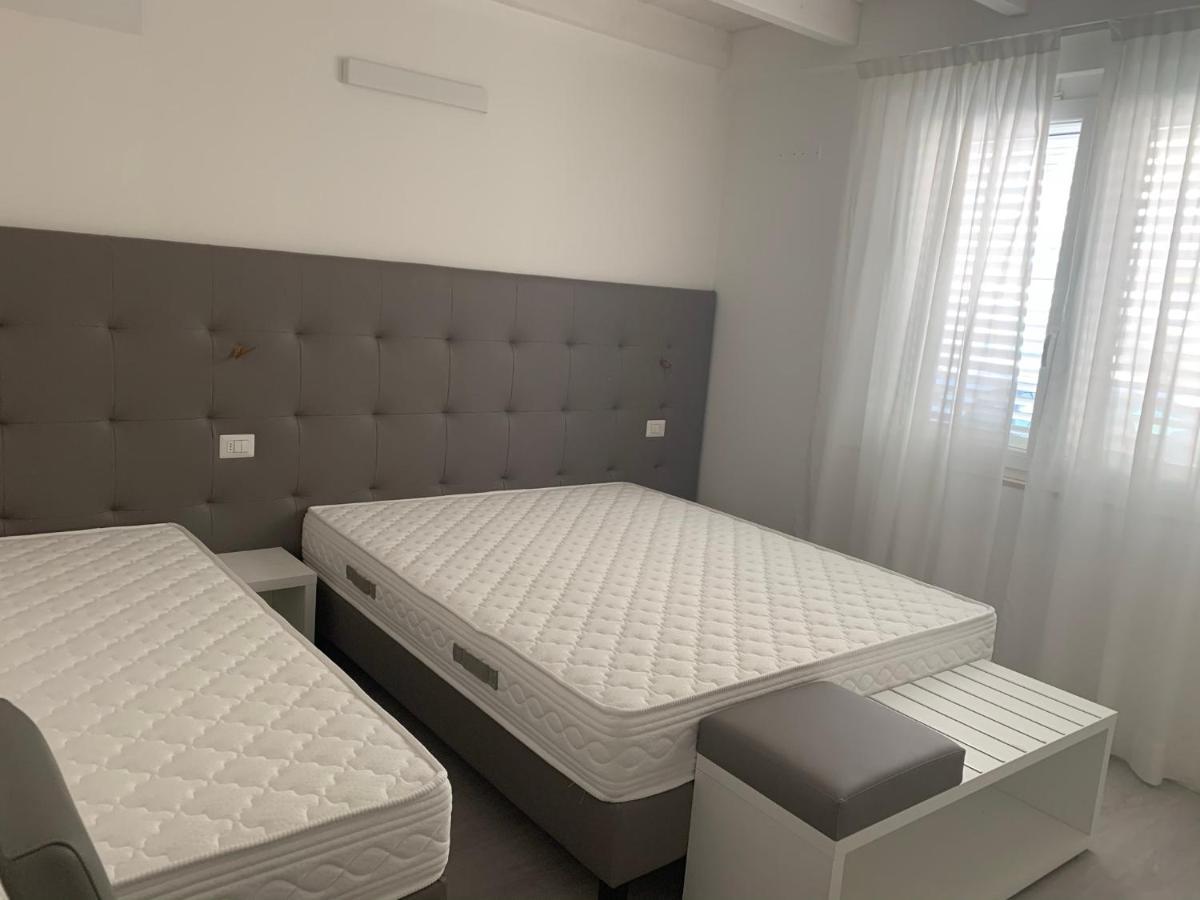 Hotel Ardea リッチョーネ エクステリア 写真
