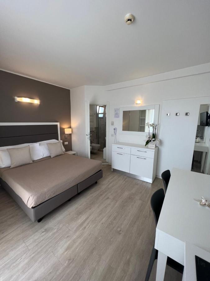 Hotel Ardea リッチョーネ エクステリア 写真
