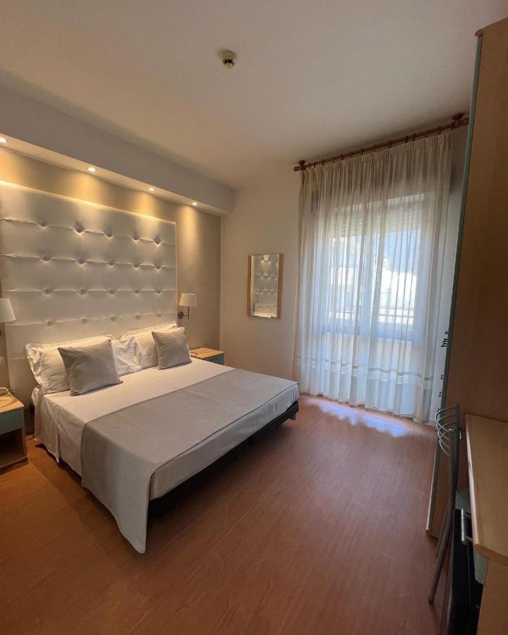 Hotel Ardea リッチョーネ エクステリア 写真