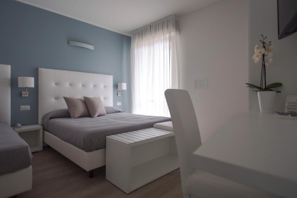 Hotel Ardea リッチョーネ エクステリア 写真