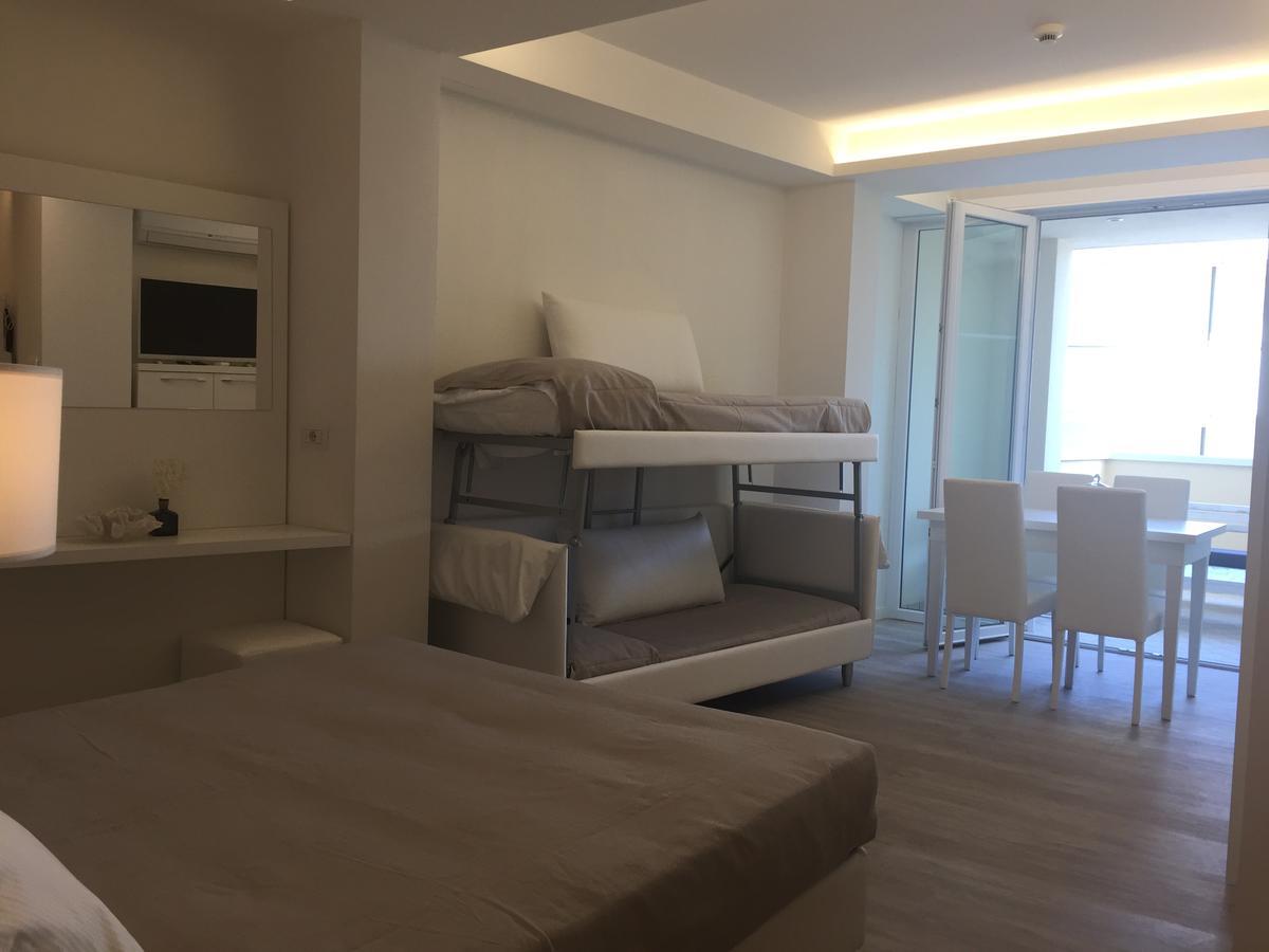 Hotel Ardea リッチョーネ エクステリア 写真